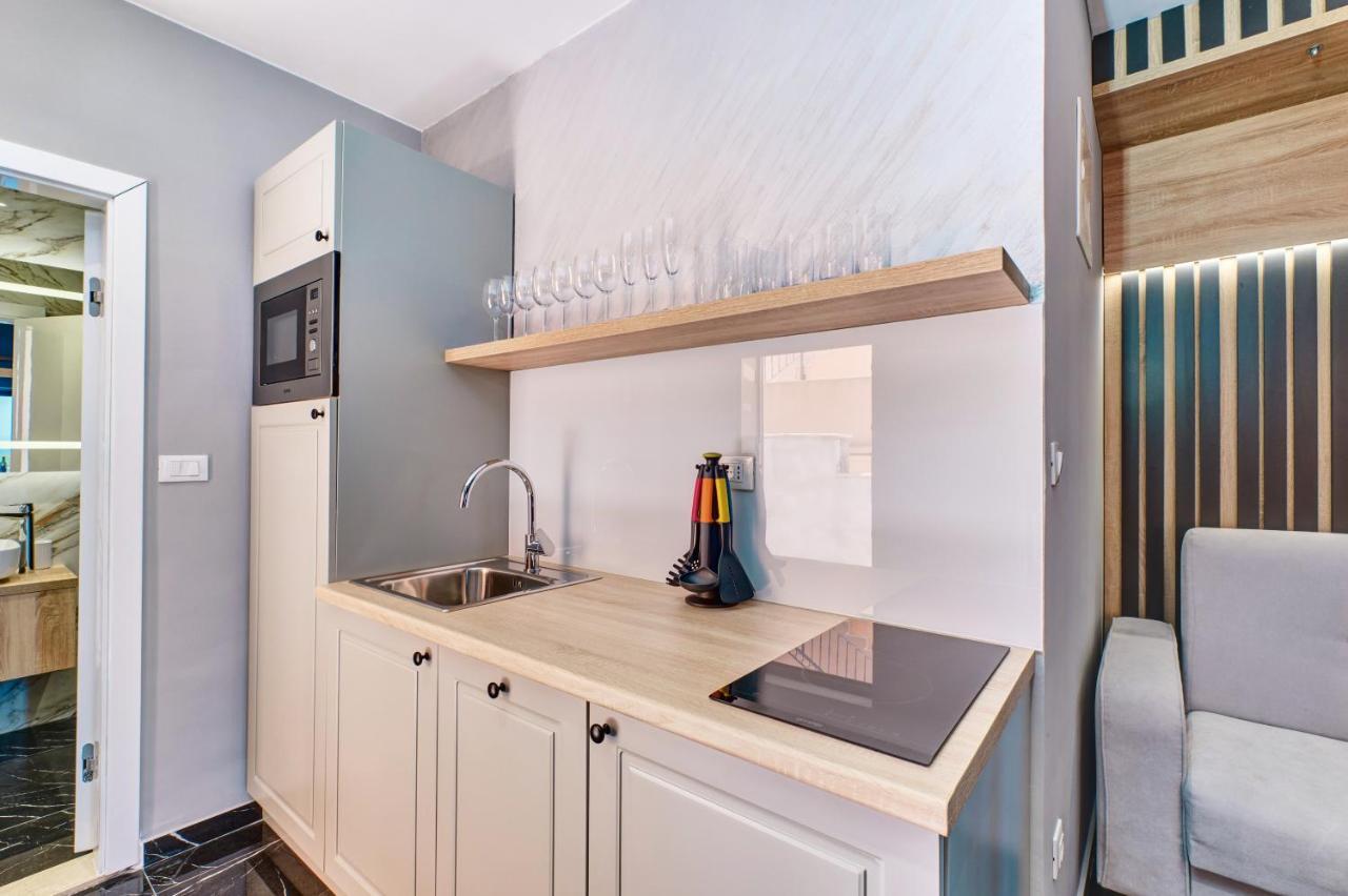 מאלי לוסיניי Luxury Apartments מראה חיצוני תמונה