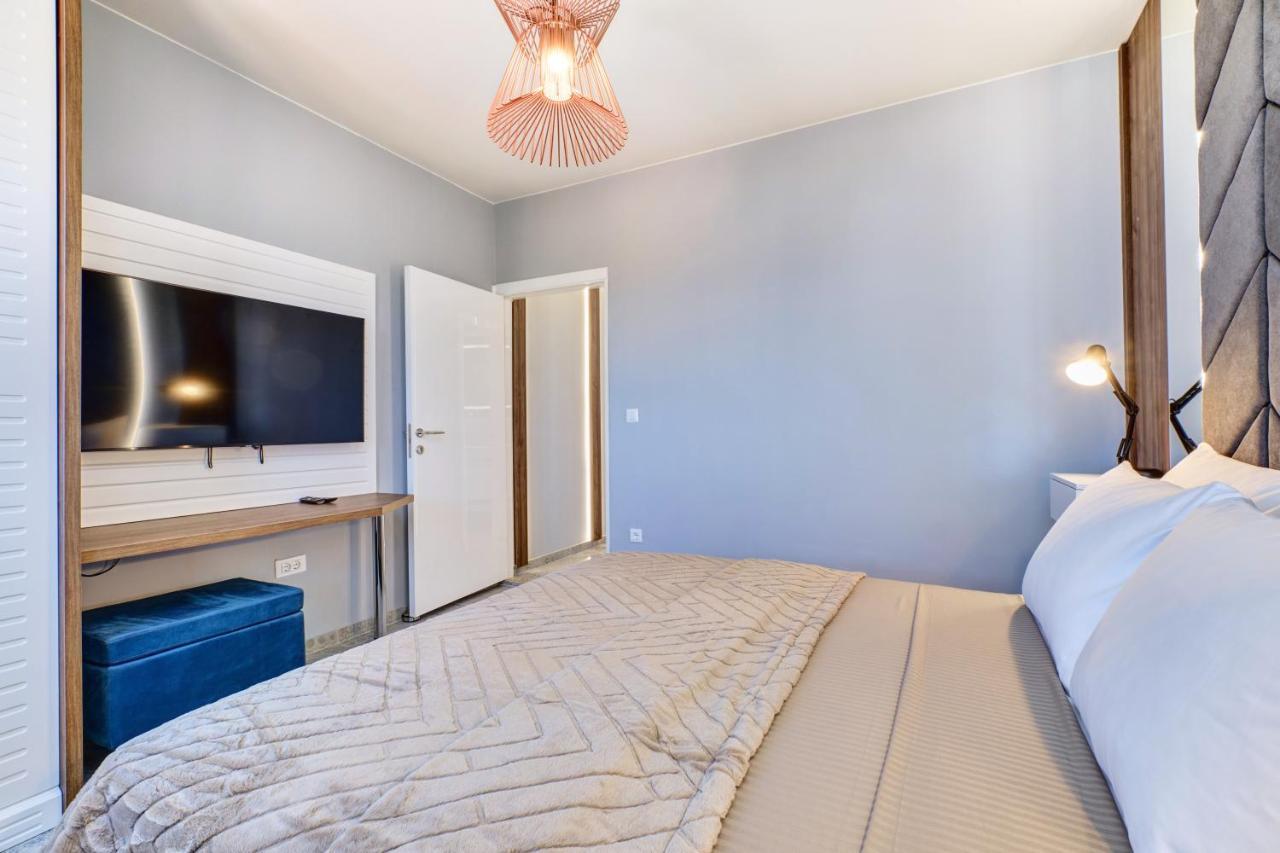 מאלי לוסיניי Luxury Apartments מראה חיצוני תמונה