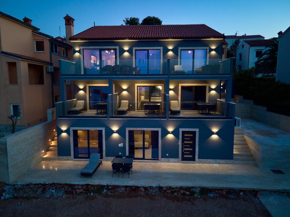 מאלי לוסיניי Luxury Apartments מראה חיצוני תמונה