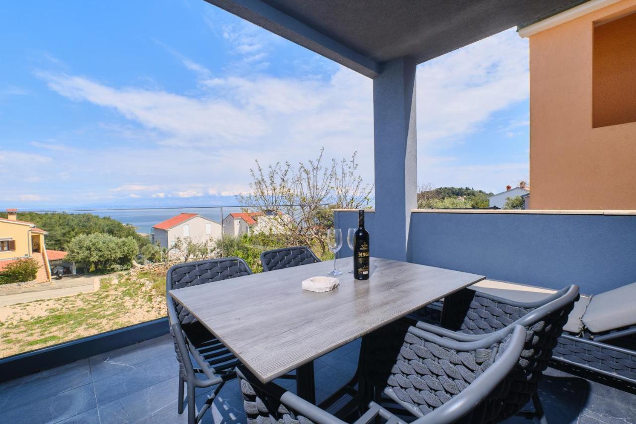 מאלי לוסיניי Luxury Apartments מראה חיצוני תמונה